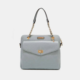 3c5569ea-2359-499c-bf7e-1c45cd0507a2-Min