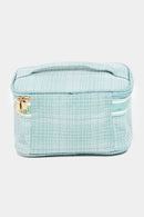 adb6e243-17e3-4506-8a05-851d33d87fdd-Min